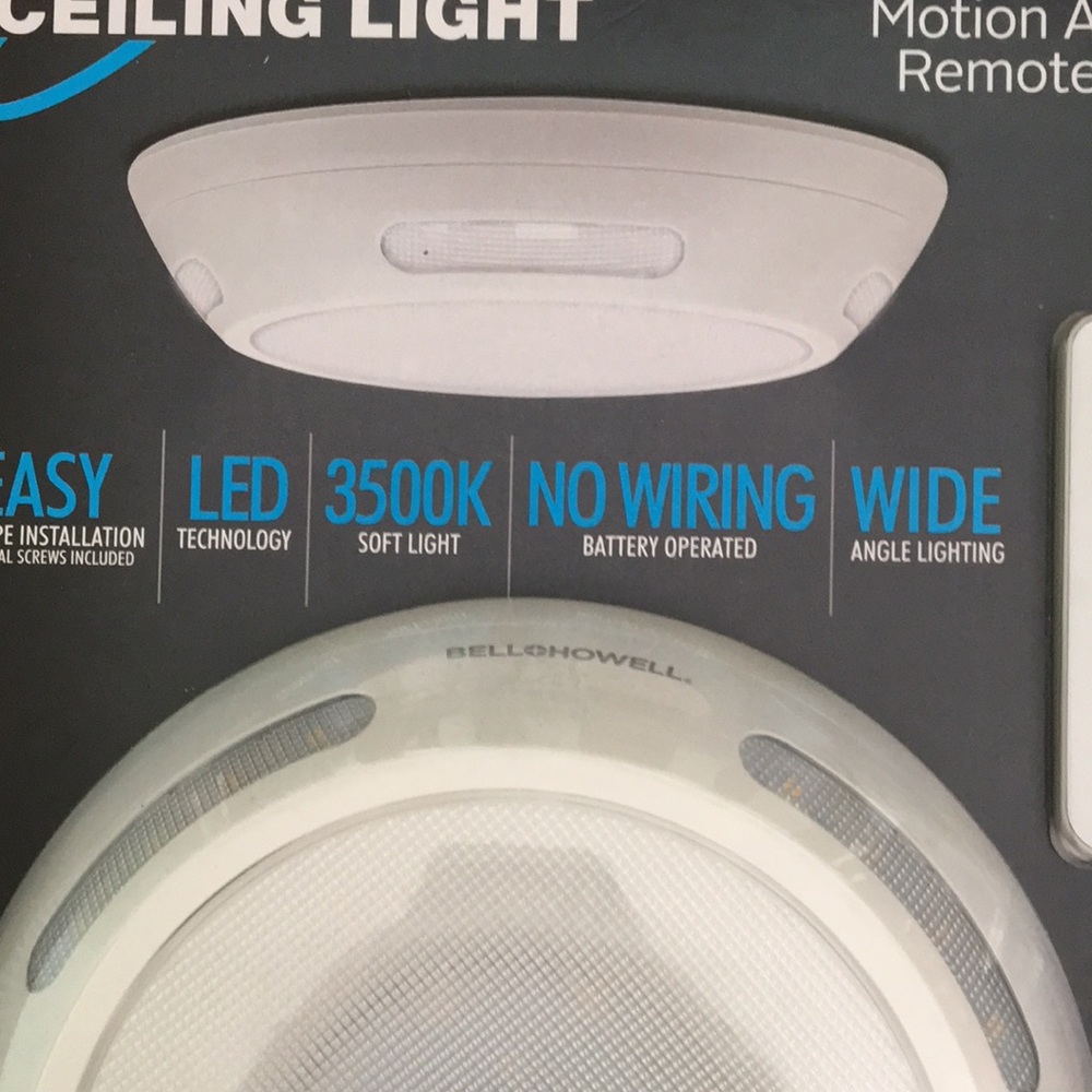 Ceiling Light With Remote Control - Picture 4 of 6